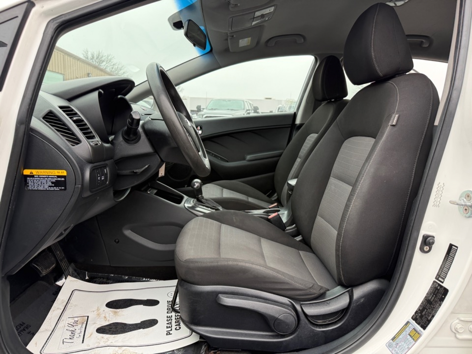 2016 Kia Forte LX, 39283, Photo