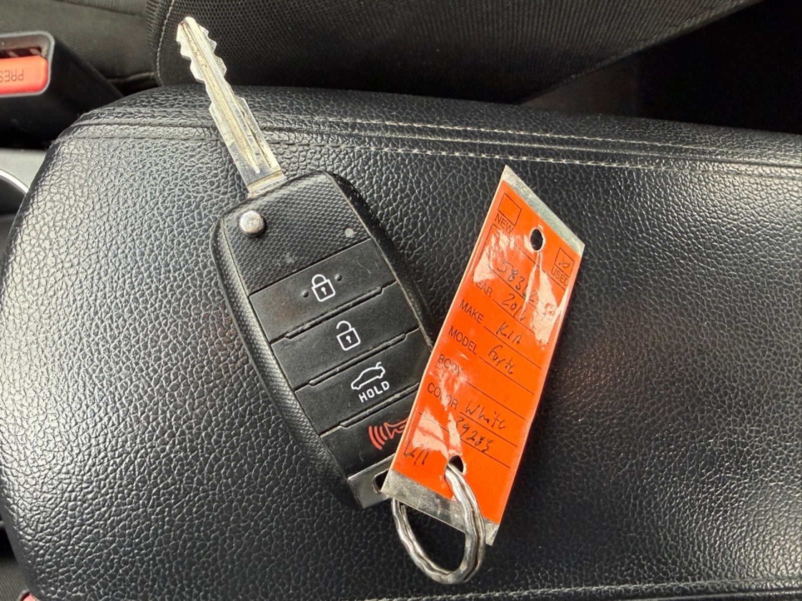 2016 Kia Forte LX, 39283, Photo