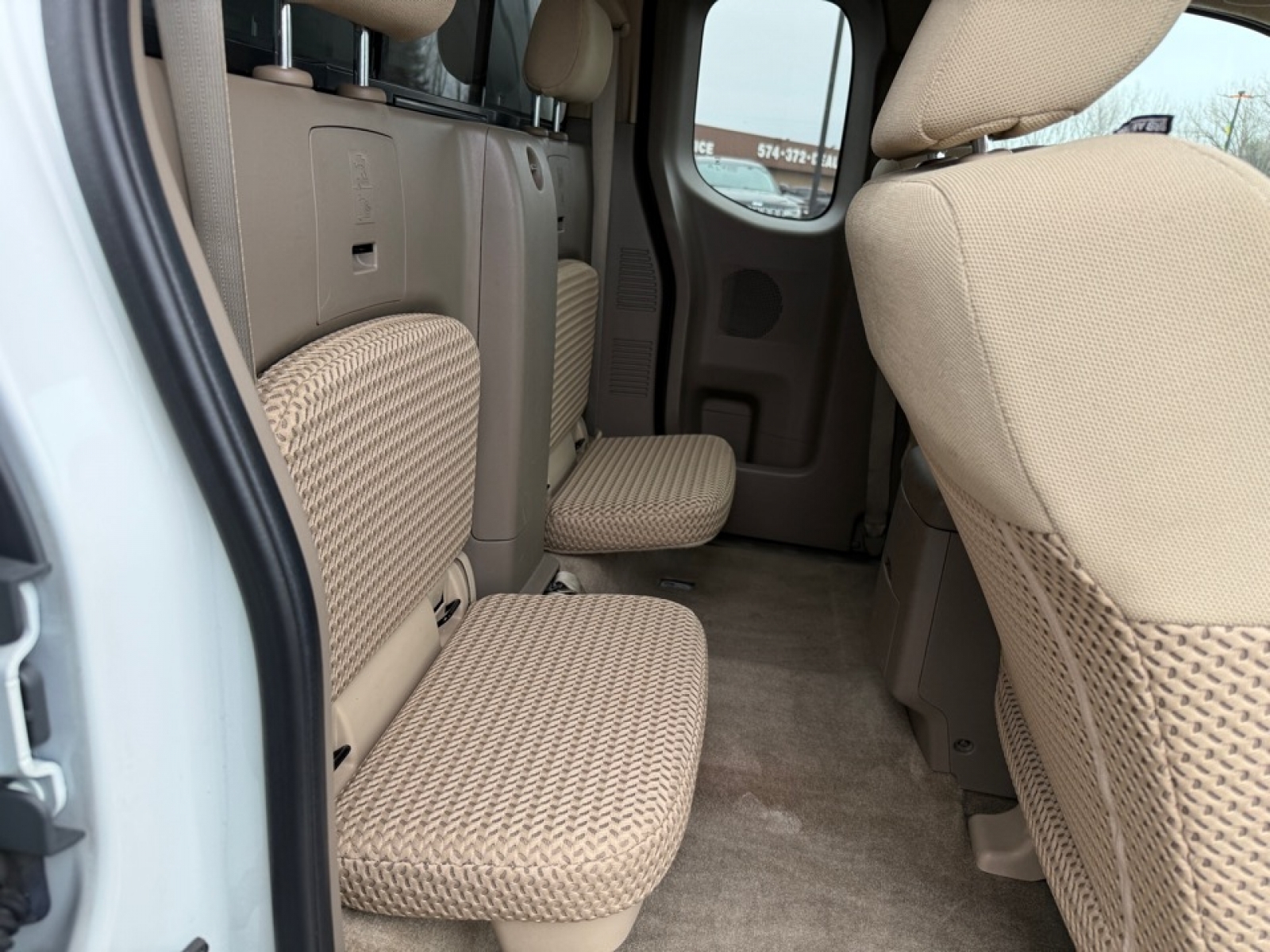 2016 Nissan Frontier SV, 39482, Photo