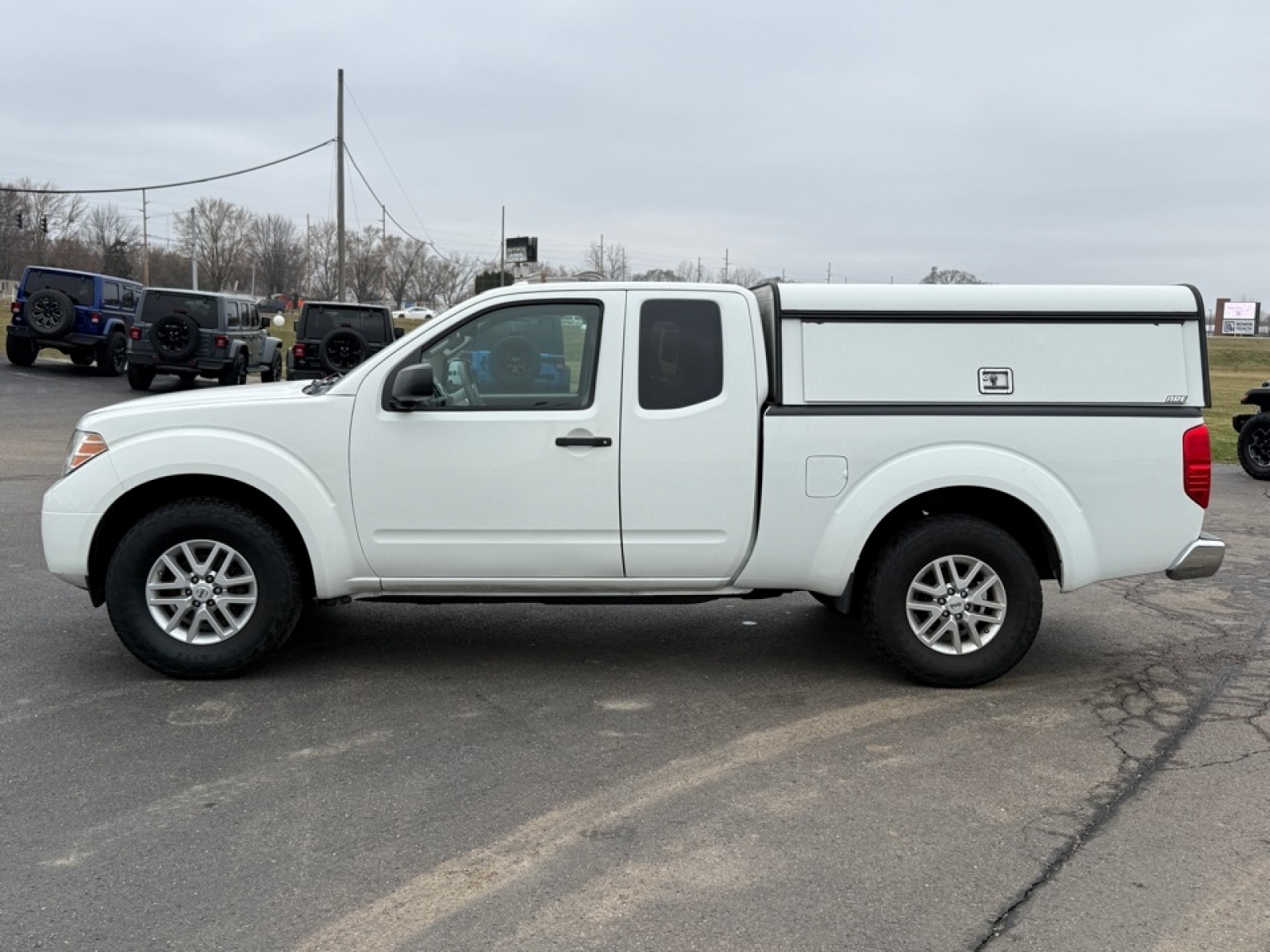 2016 Nissan Frontier SV, 39482, Photo
