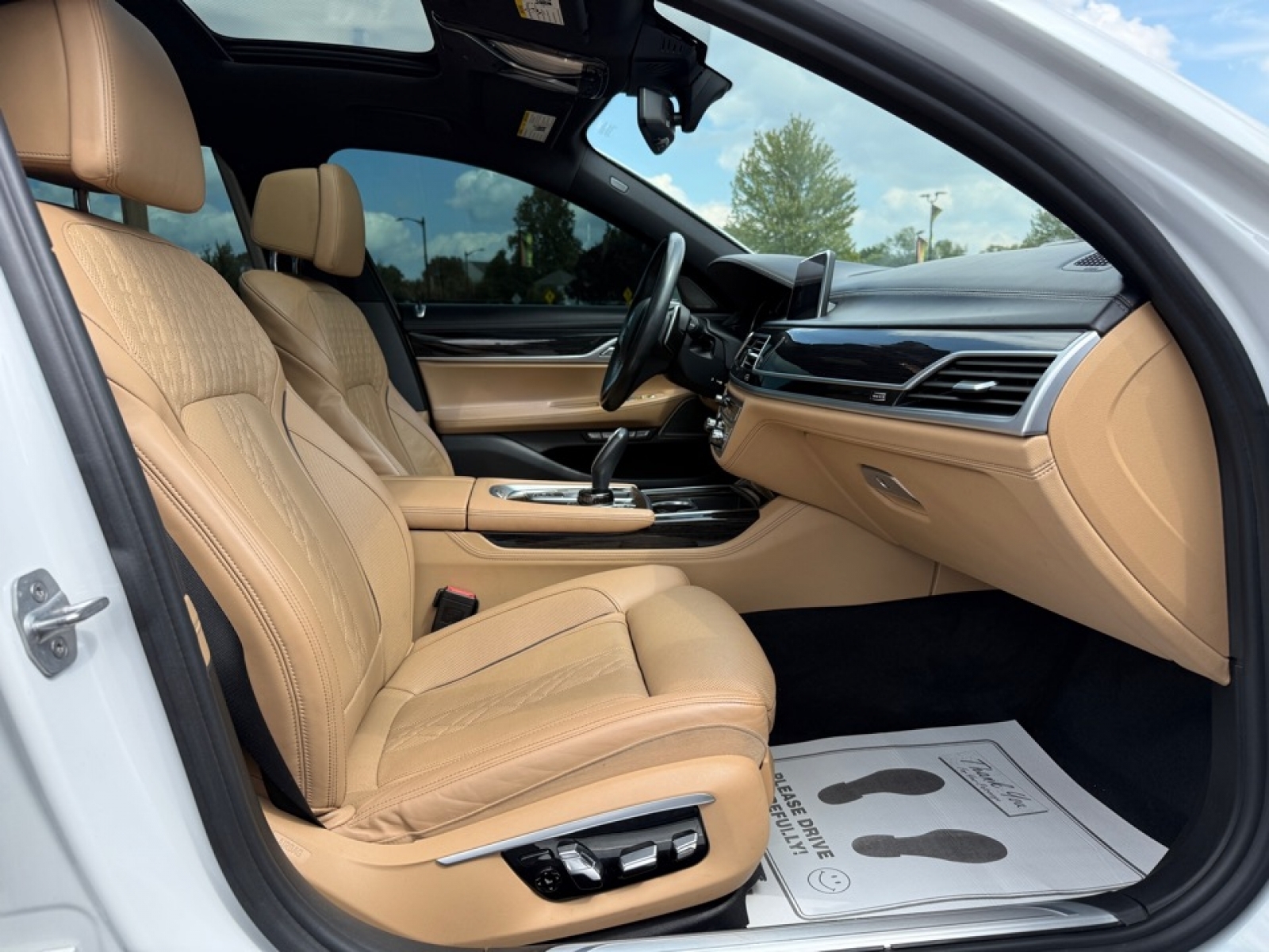2017 BMW 750i 750i Sedan, 37900, Photo