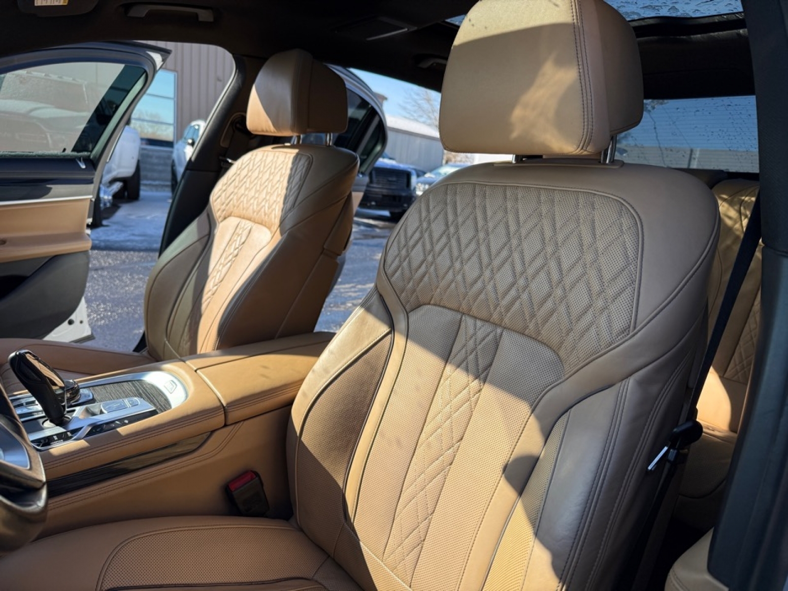 2017 BMW 750i 750i Sedan, 37900, Photo