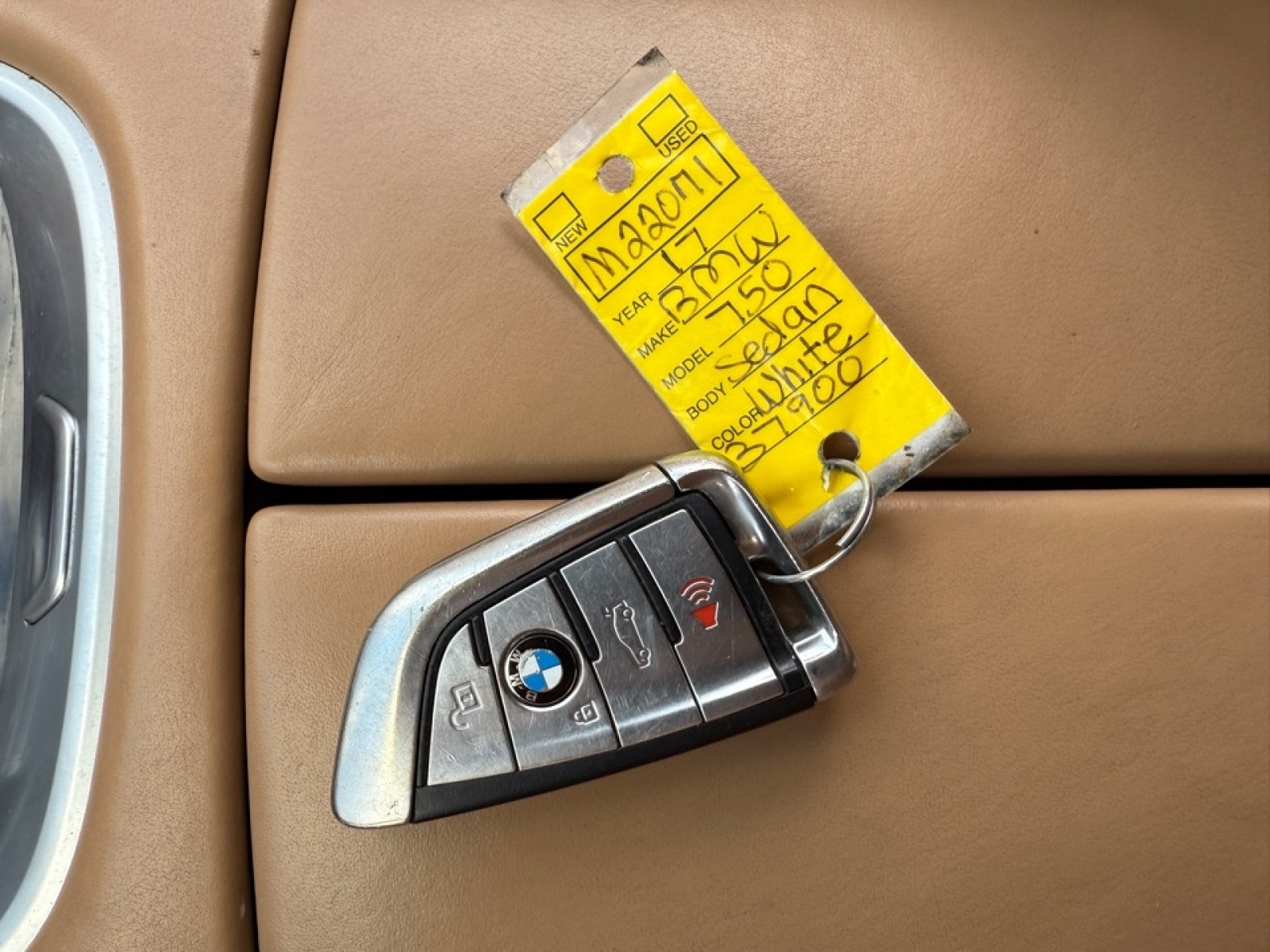 2017 BMW 750i 750i Sedan, 37900, Photo