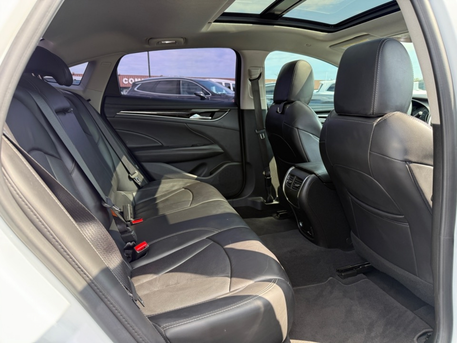 2017 Buick LaCrosse Premium, 38789, Photo