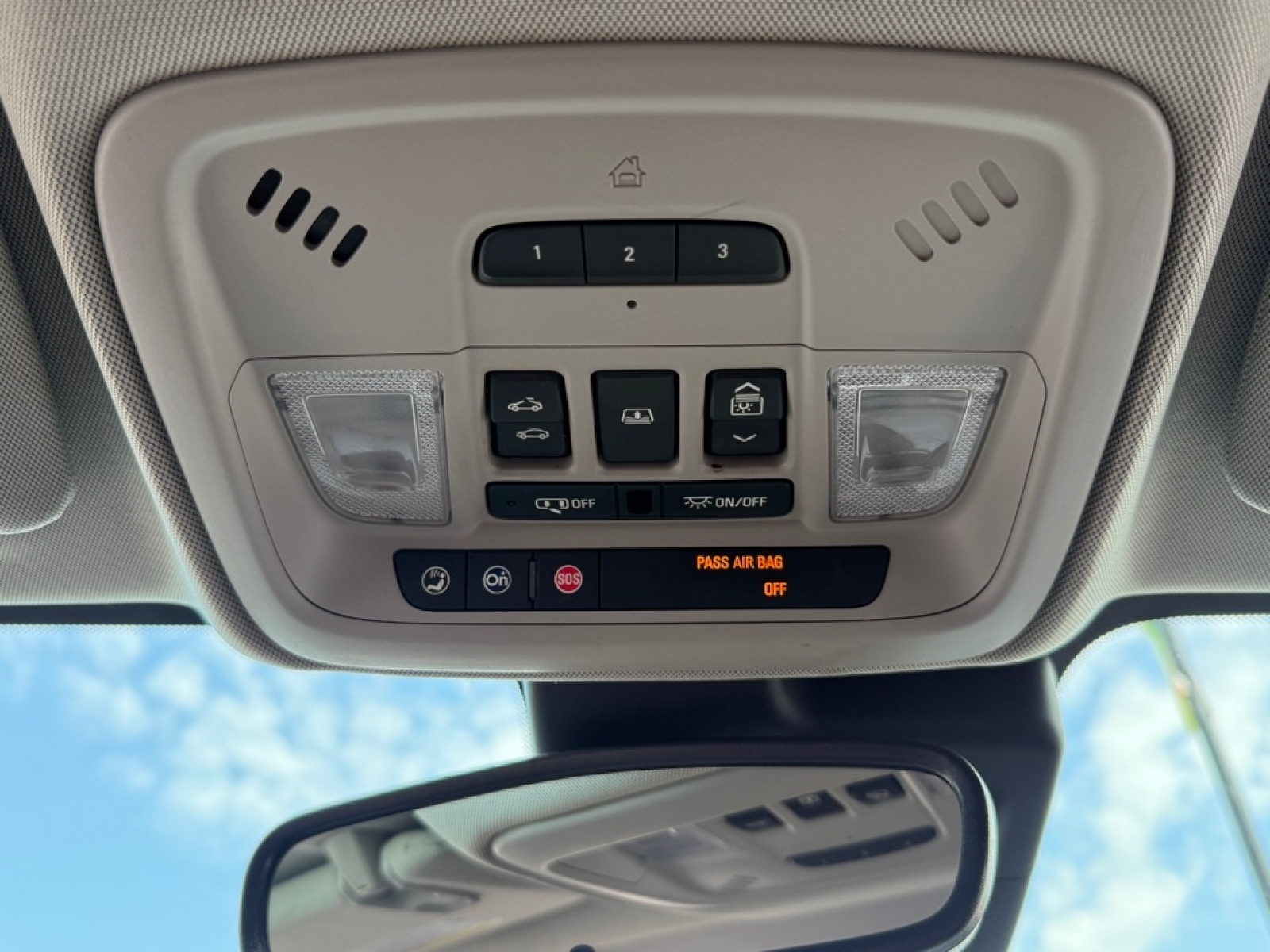 2017 Buick LaCrosse Premium, 38789, Photo