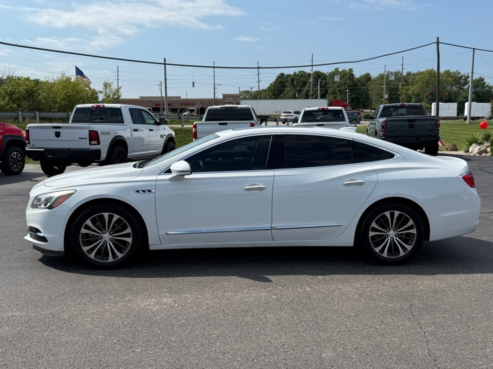 2017 Buick LaCrosse Premium, 38789, Photo