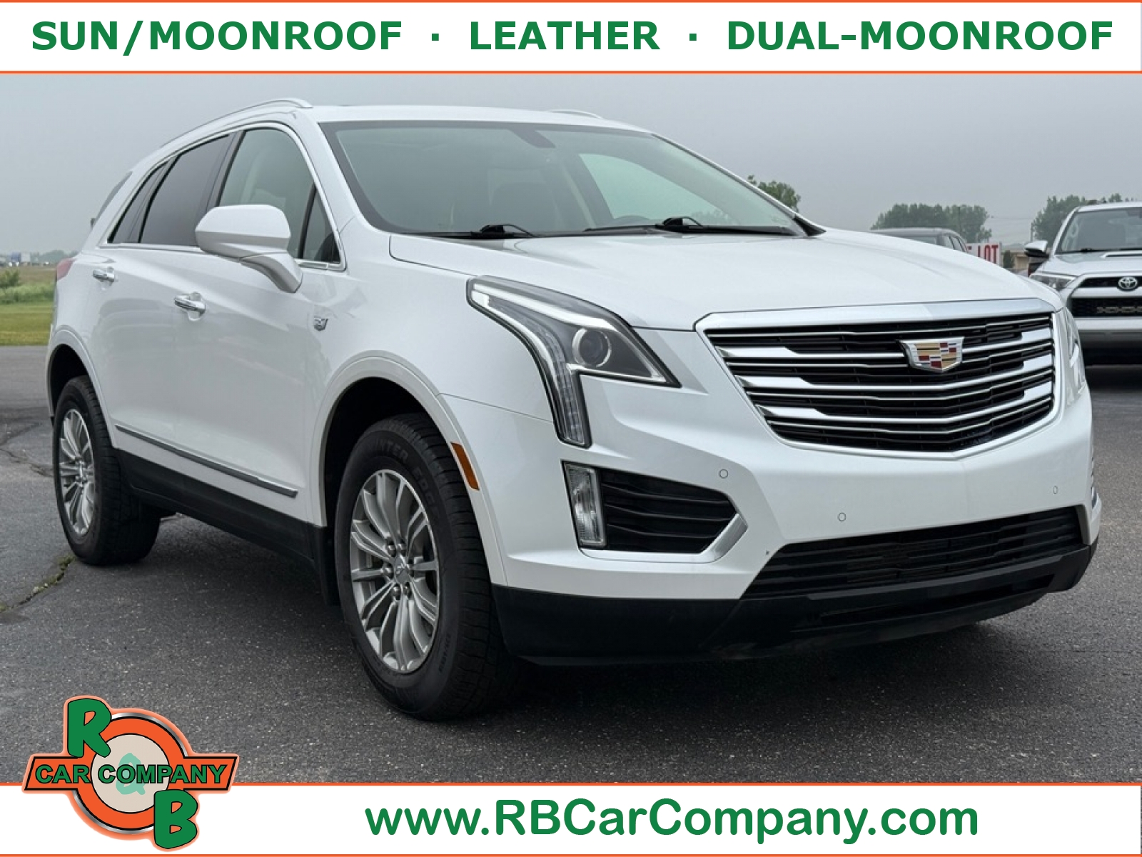 2017 Cadillac XT5 Platinum, 38504, Photo 1