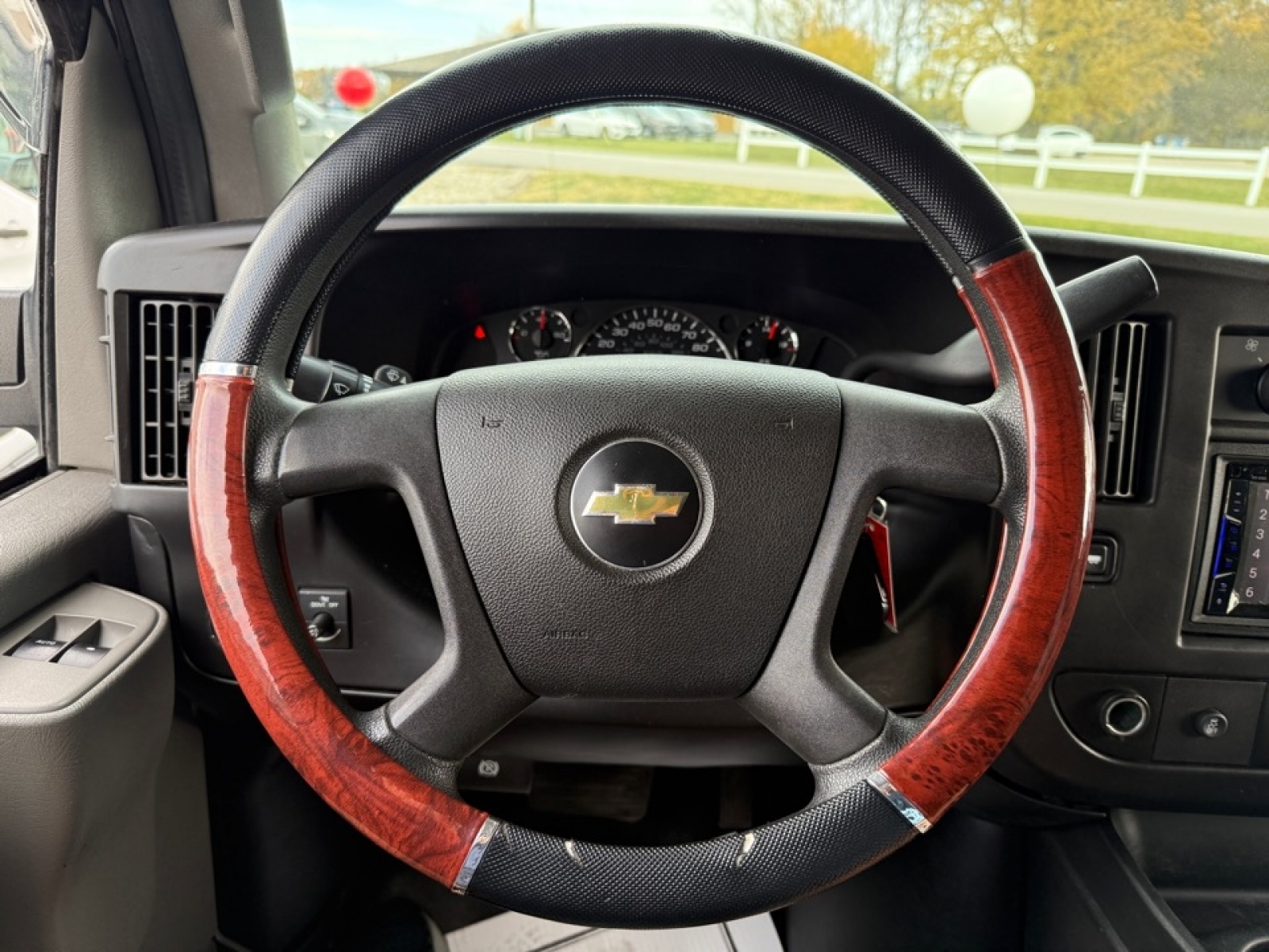 2017 Chevrolet Express 2500 Work Van, 38951A, Photo