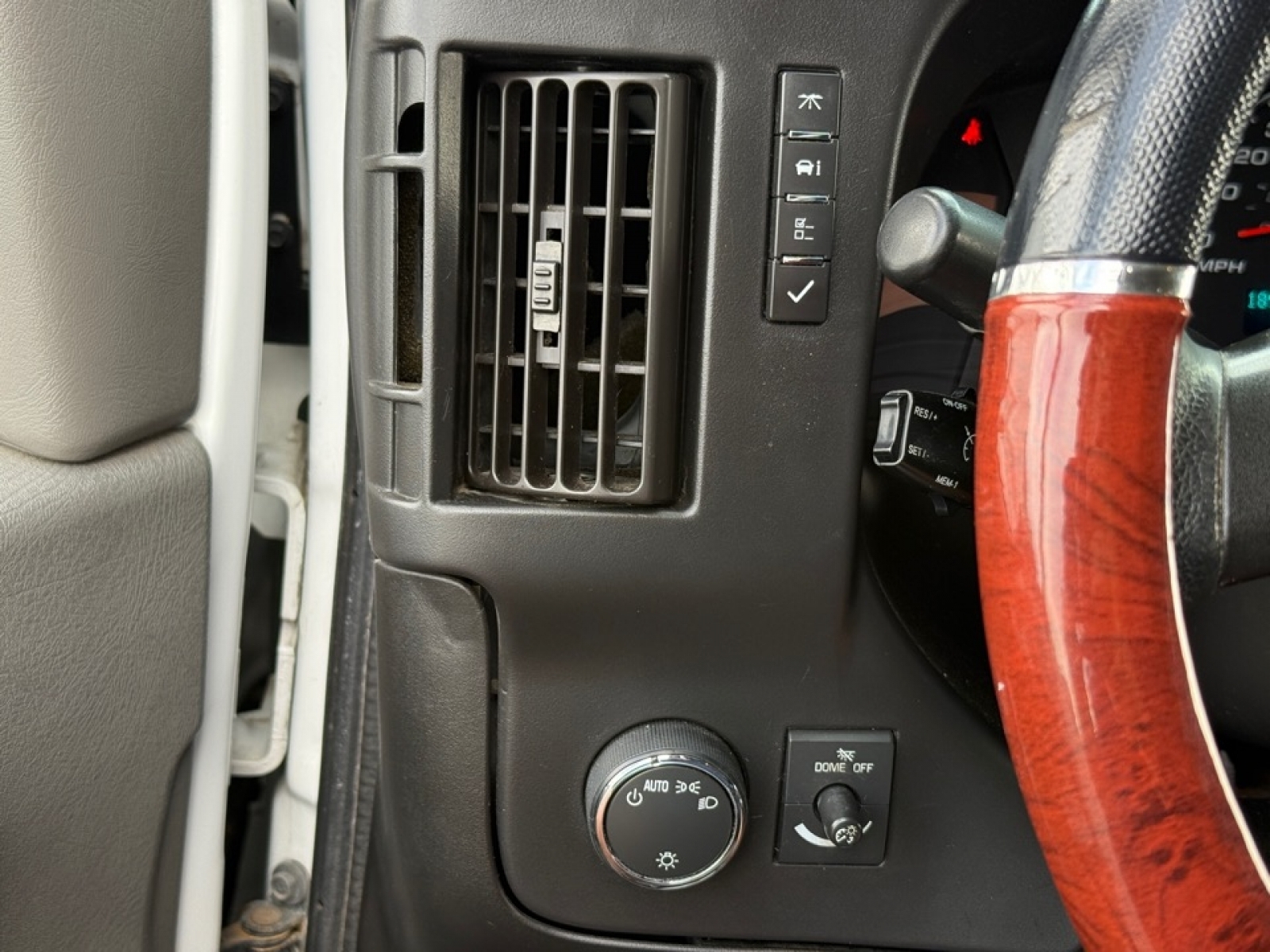 2017 Chevrolet Express 2500 Work Van, 38951A, Photo