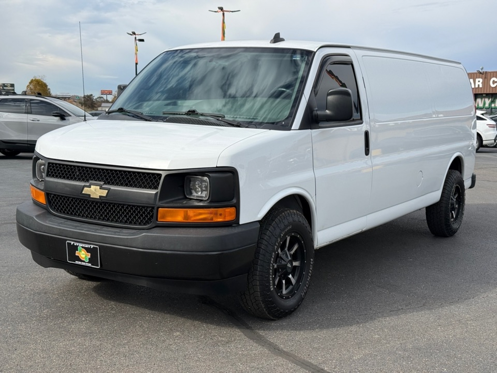 2017 Chevrolet Express 2500 Work Van, 38951A, Photo