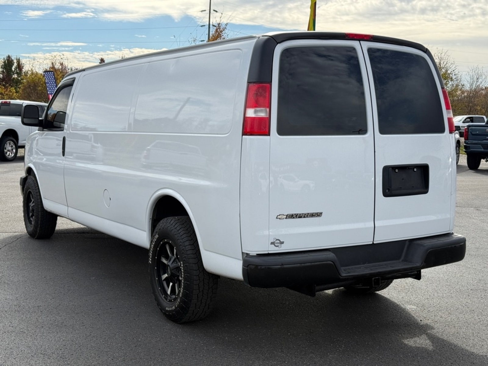 2017 Chevrolet Express 2500 Work Van, 38951A, Photo