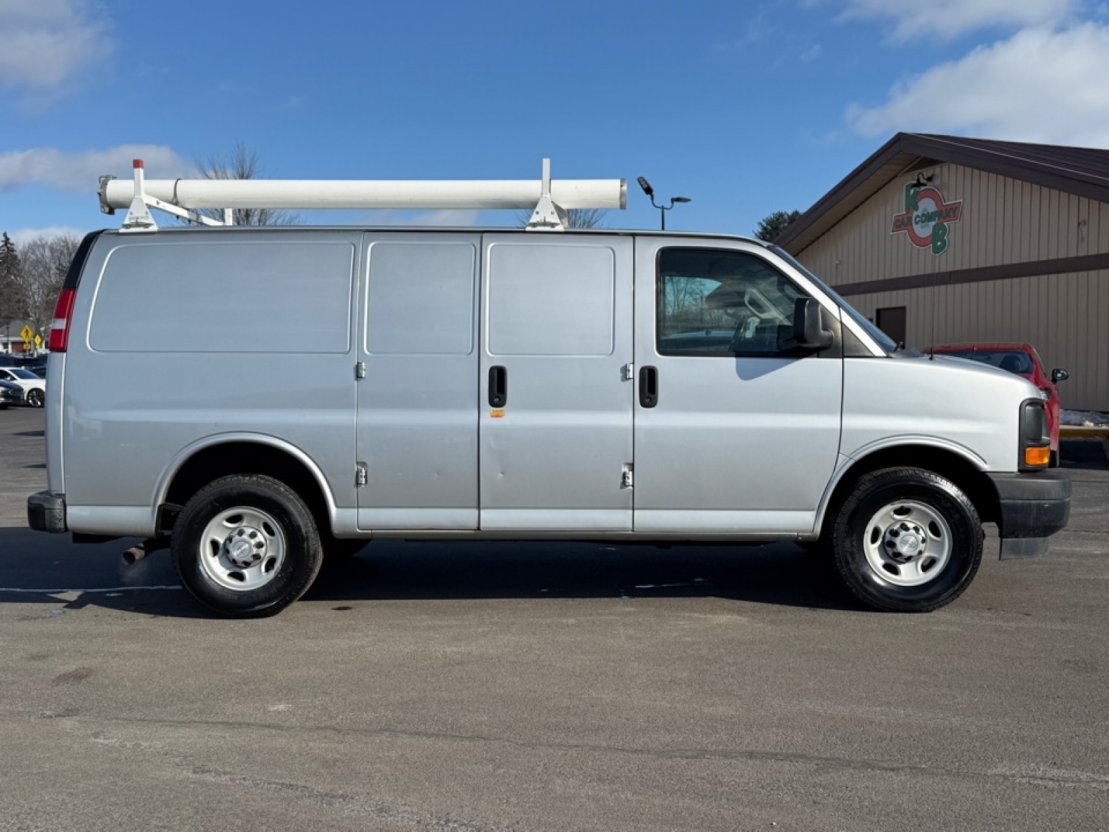 2017 Chevrolet Express 2500 Work Van, 39446, Photo