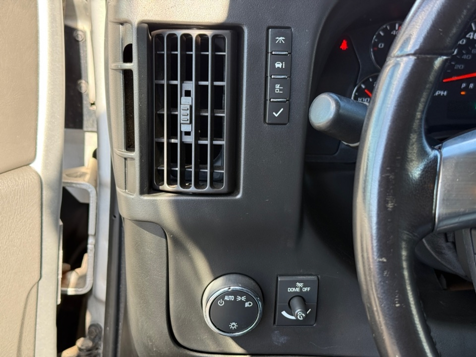 2017 Chevrolet Express 2500 Work Van, 39446, Photo