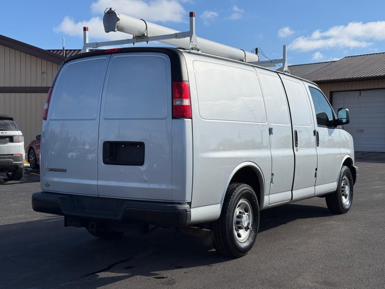 2017 Chevrolet Express 2500 Work Van, 39446, Photo