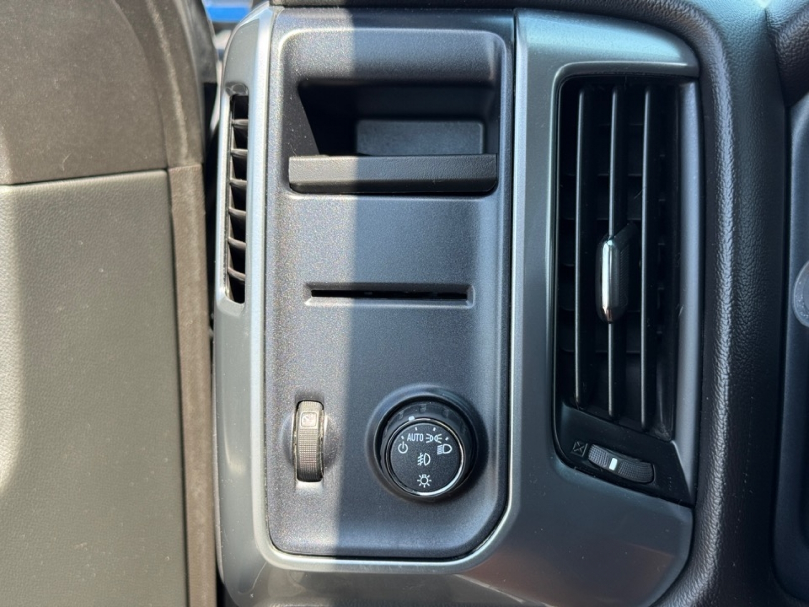 2017 Chevrolet Silverado 1500 1LT, 39135B, Photo