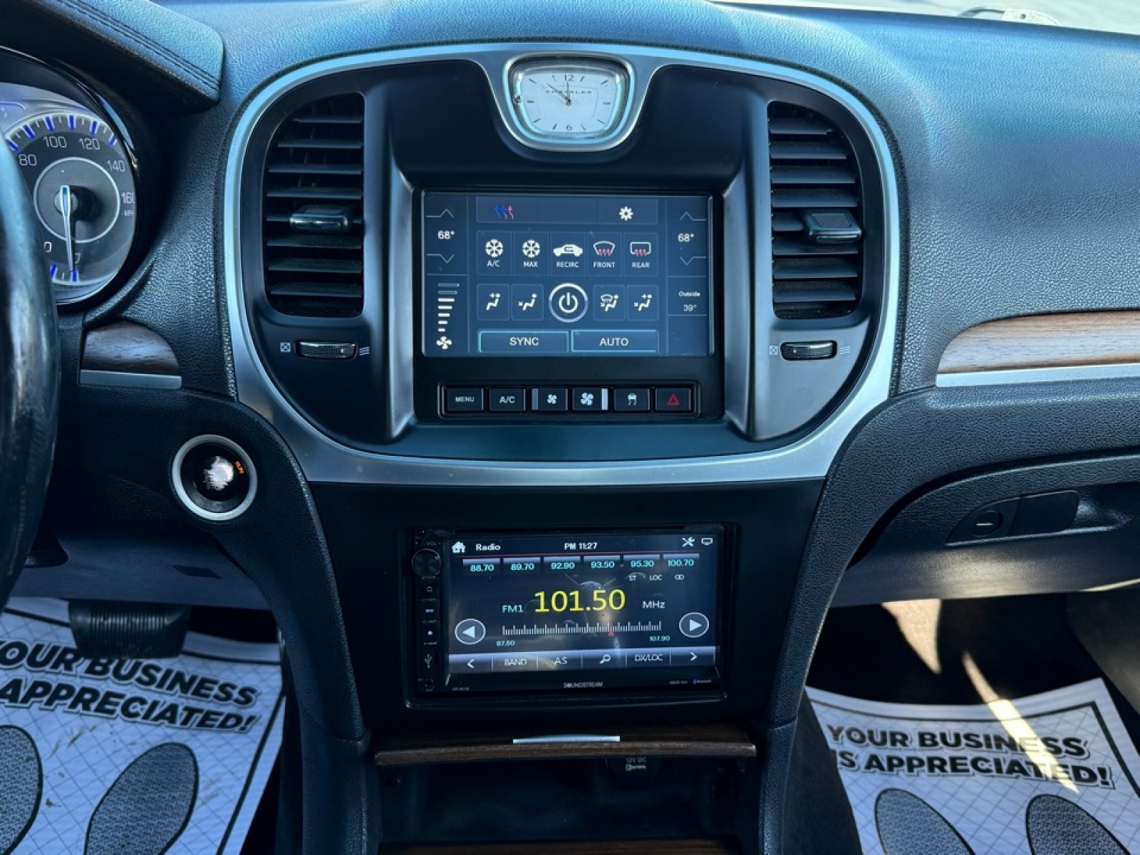 2017 Chrysler 300 C Platinum, 38829A, Photo