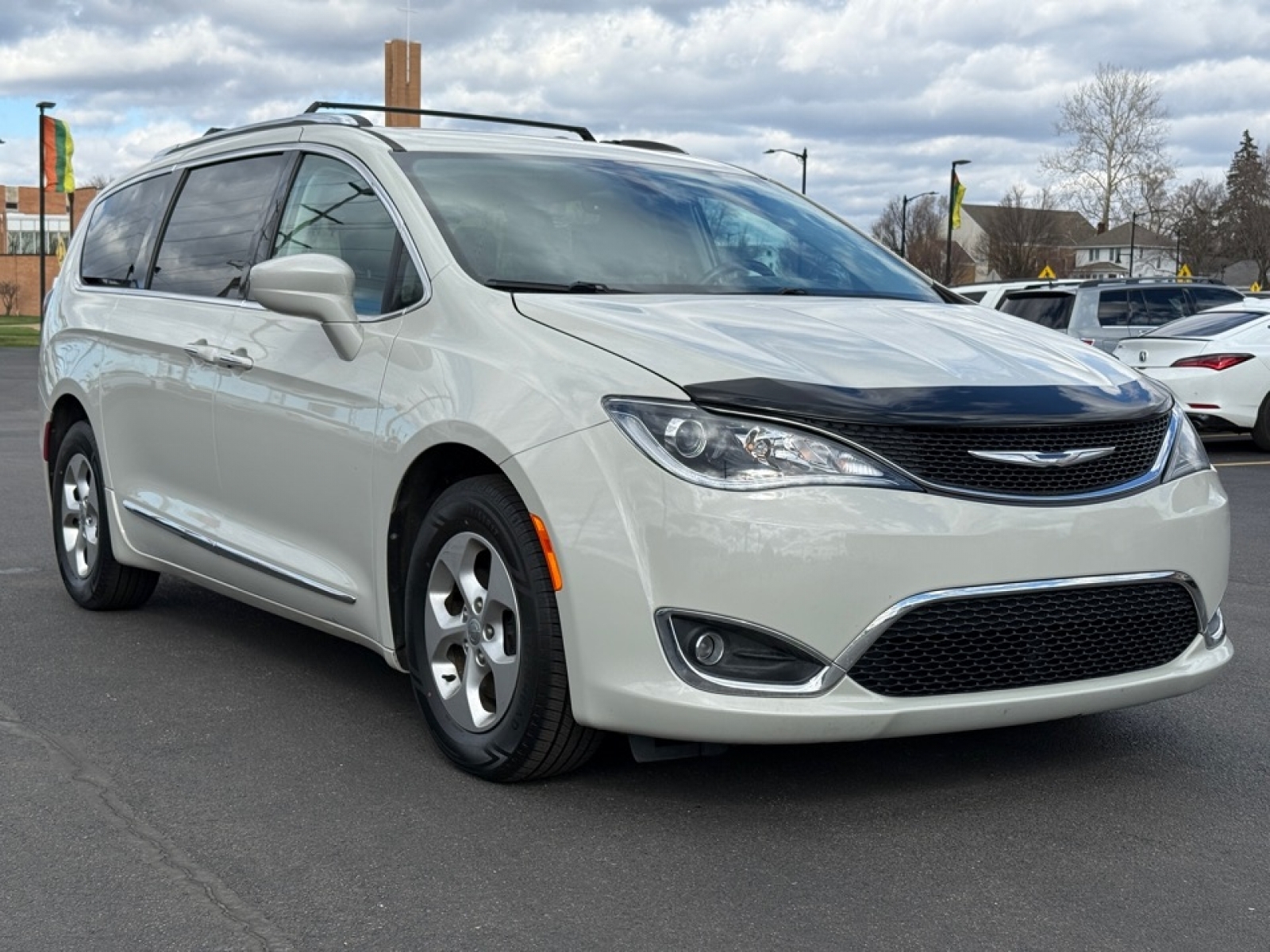 2017 Chrysler Pacifica Touring-L Plus, 39583, Photo