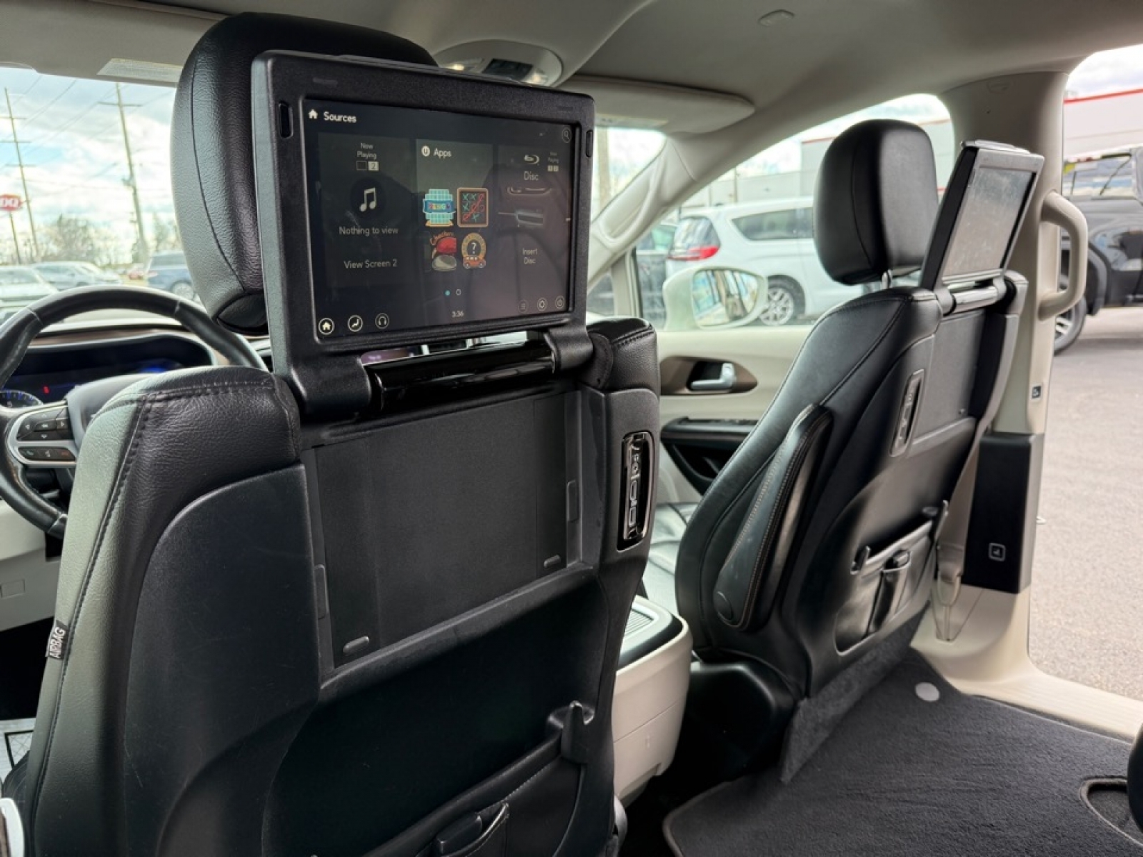 2017 Chrysler Pacifica Touring-L Plus, 39583, Photo