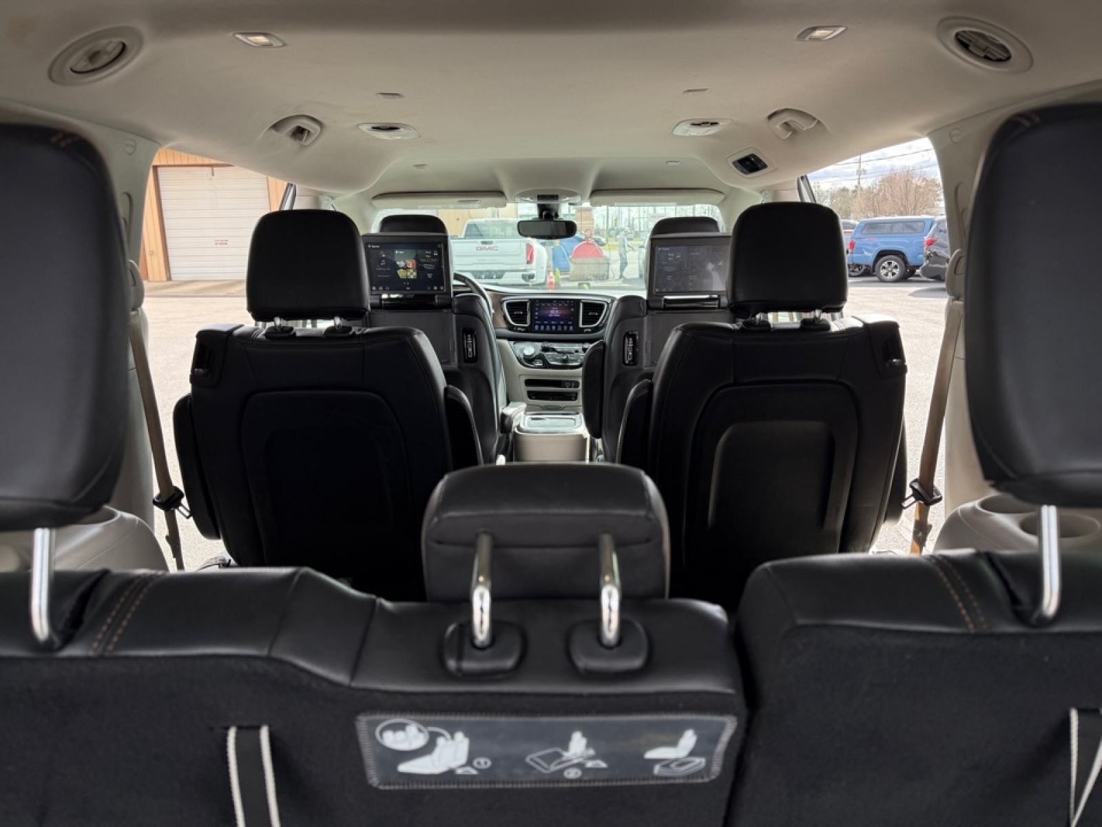 2017 Chrysler Pacifica Touring-L Plus, 39583, Photo