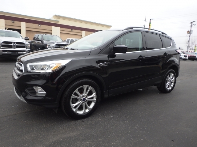 2017 ford escape black