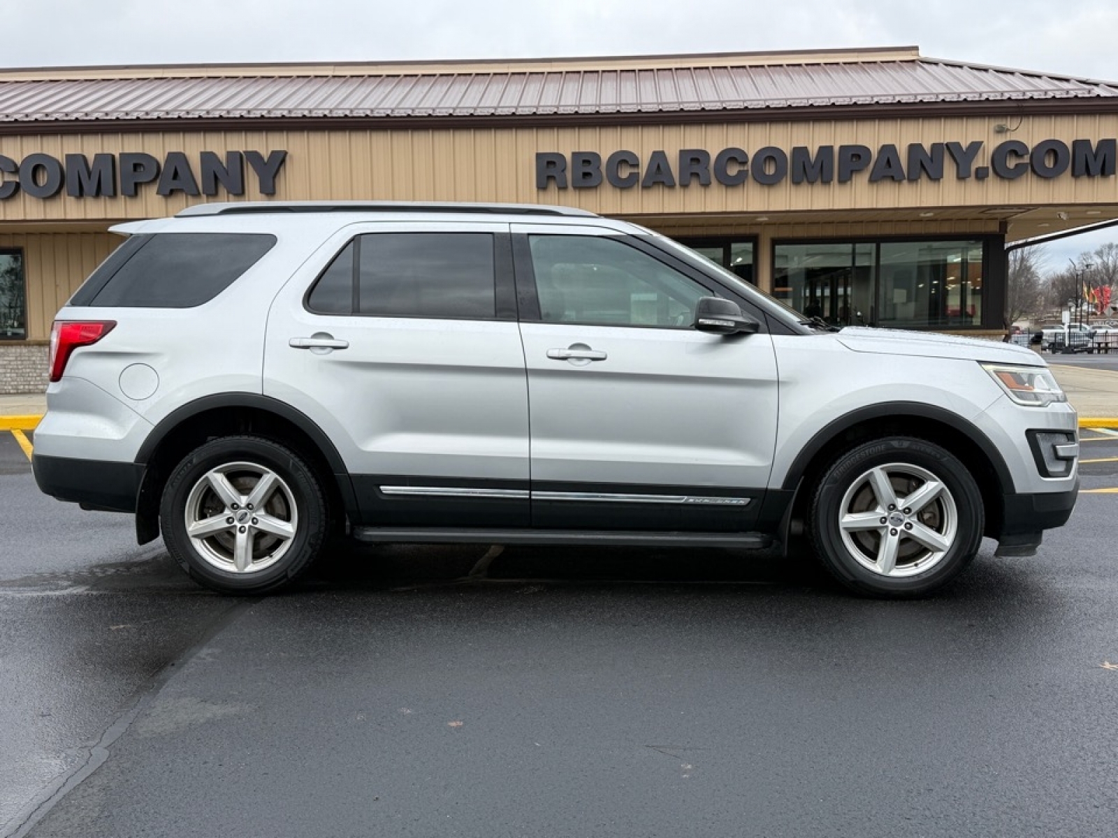2017 Ford Explorer XLT, 39389, Photo