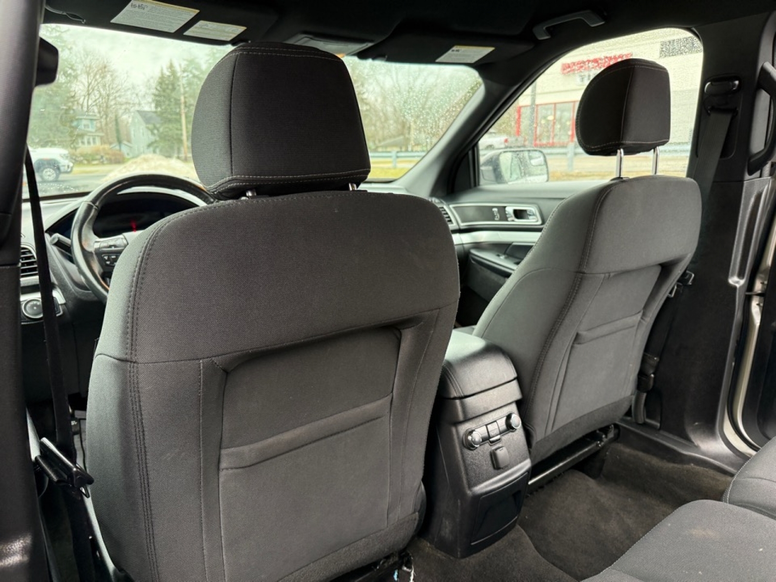 2017 Ford Explorer XLT, 39389, Photo