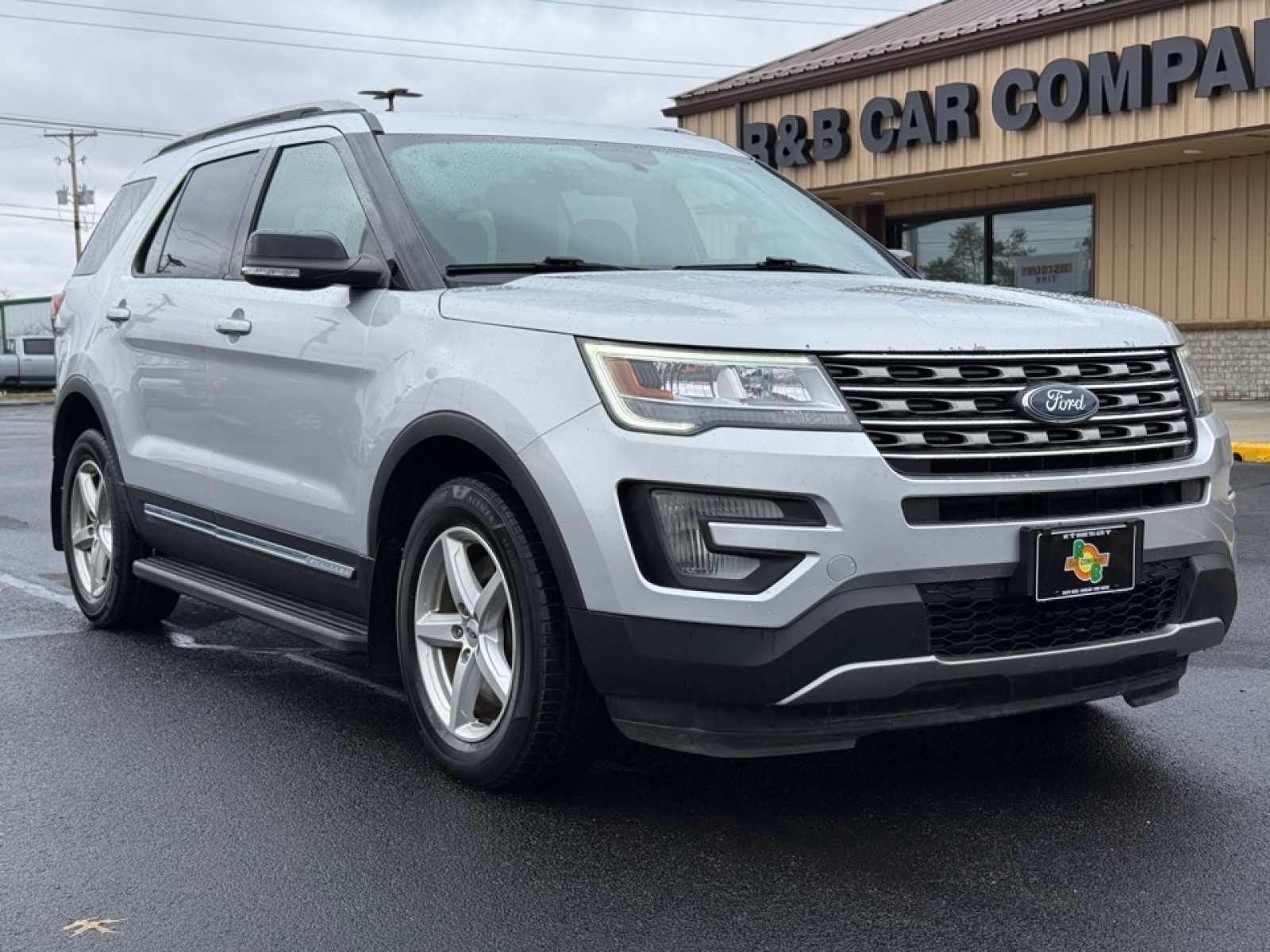2017 Ford Explorer XLT, 39389, Photo