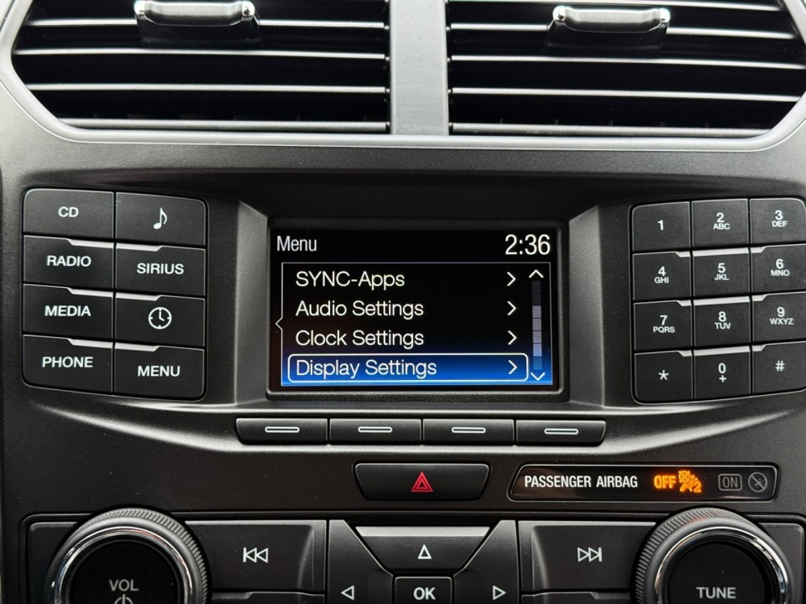 2017 Ford Explorer XLT, 39389, Photo