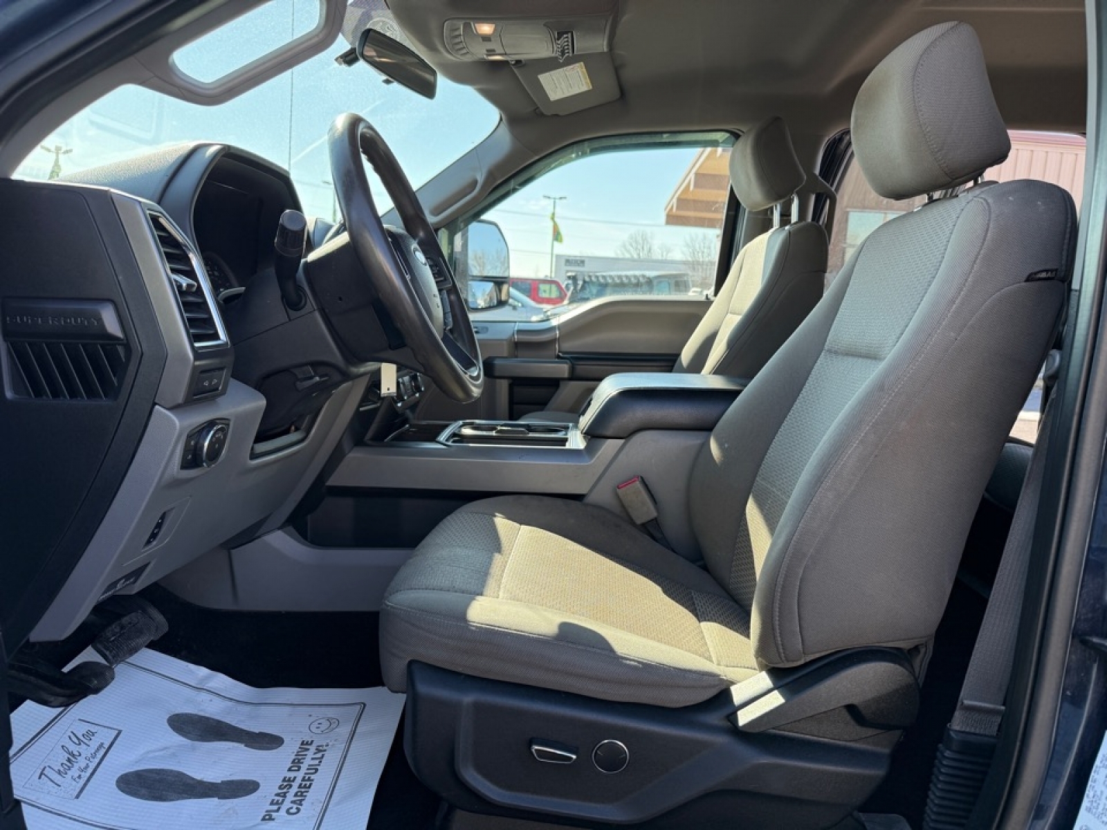 2017 Ford F-250 XLT, 39522, Photo