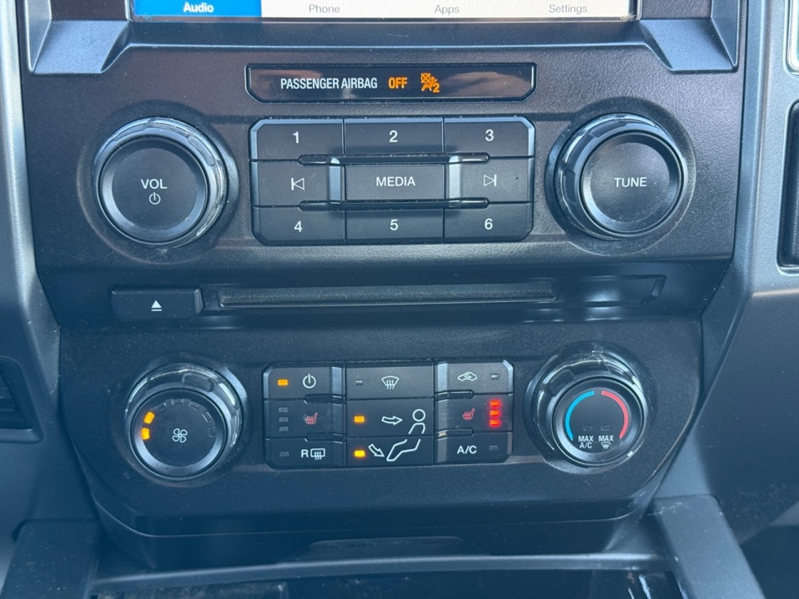 2017 Ford F-250 XLT, 39522, Photo