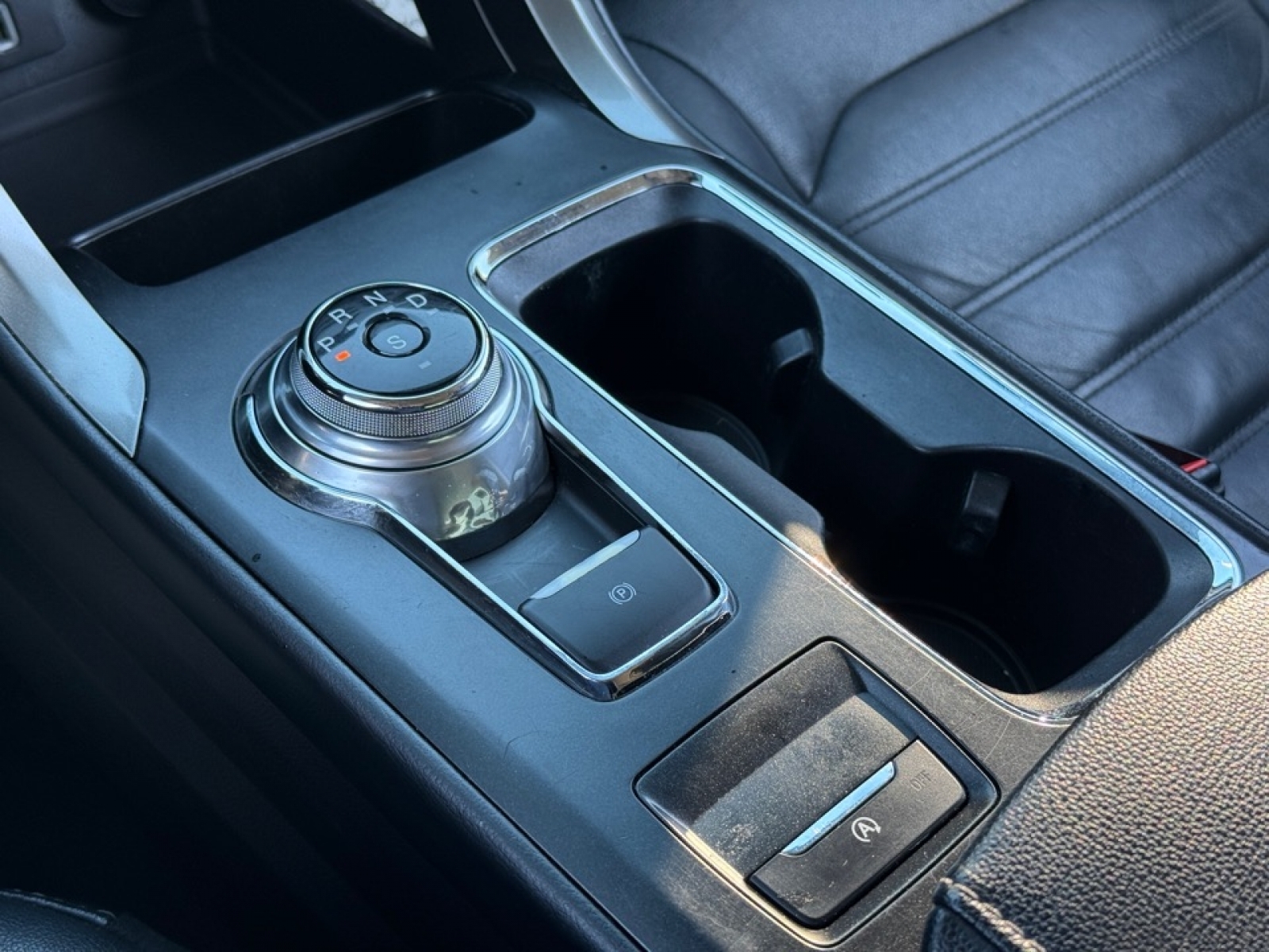 2017 Ford Fusion SE, 38224A, Photo