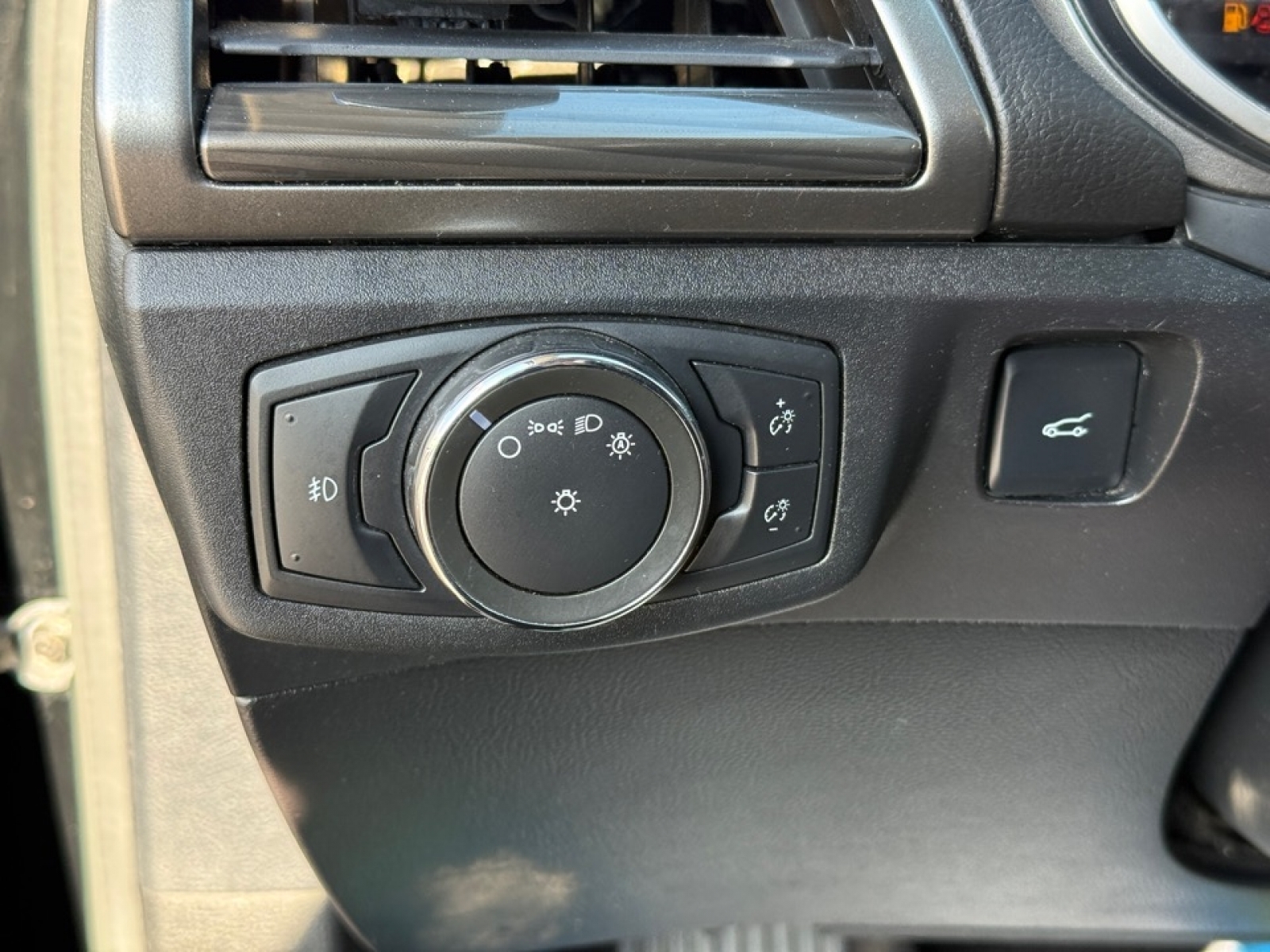 2017 Ford Fusion SE, 38224A, Photo