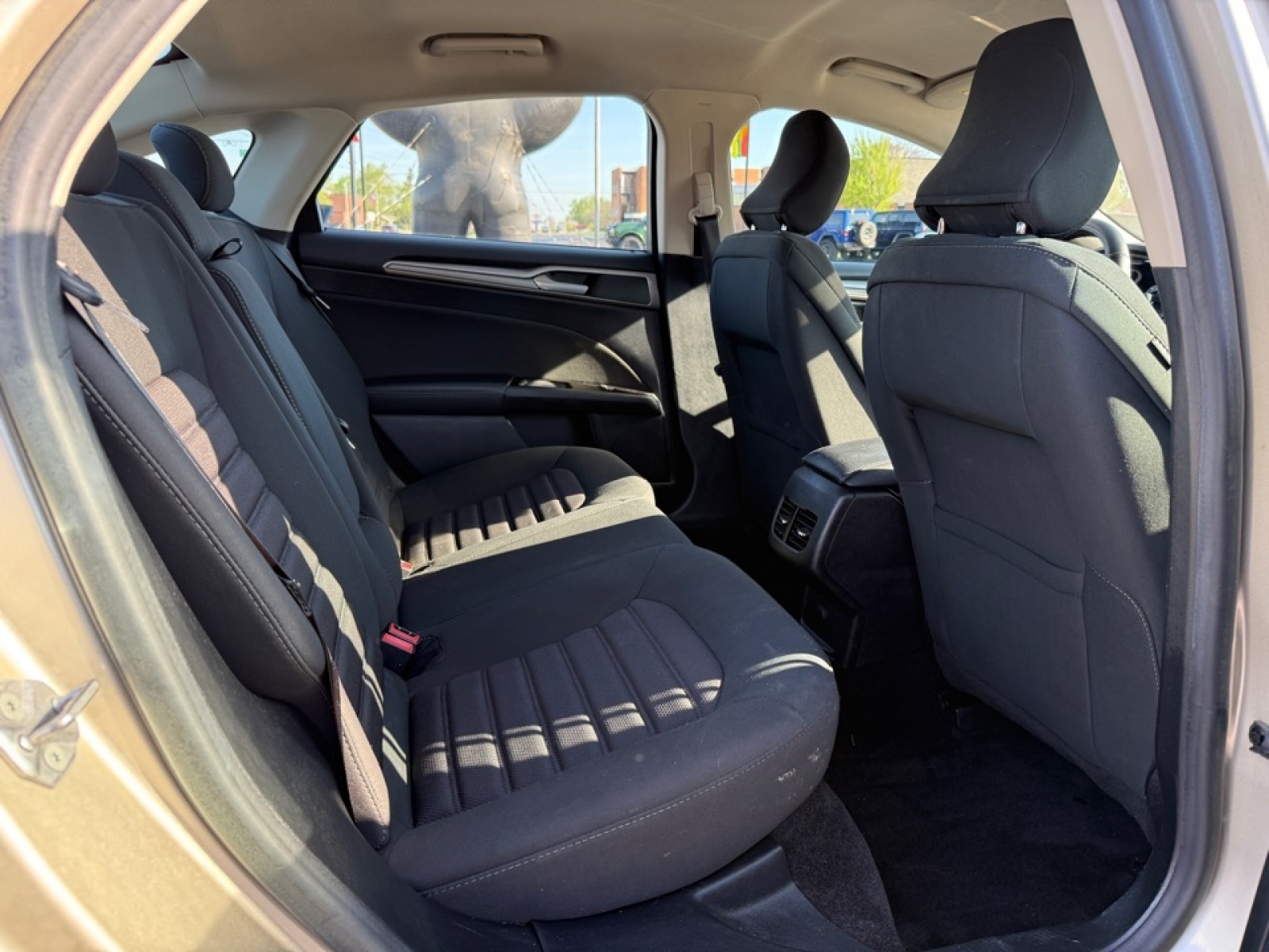 2017 Ford Fusion SE, 39780, Photo