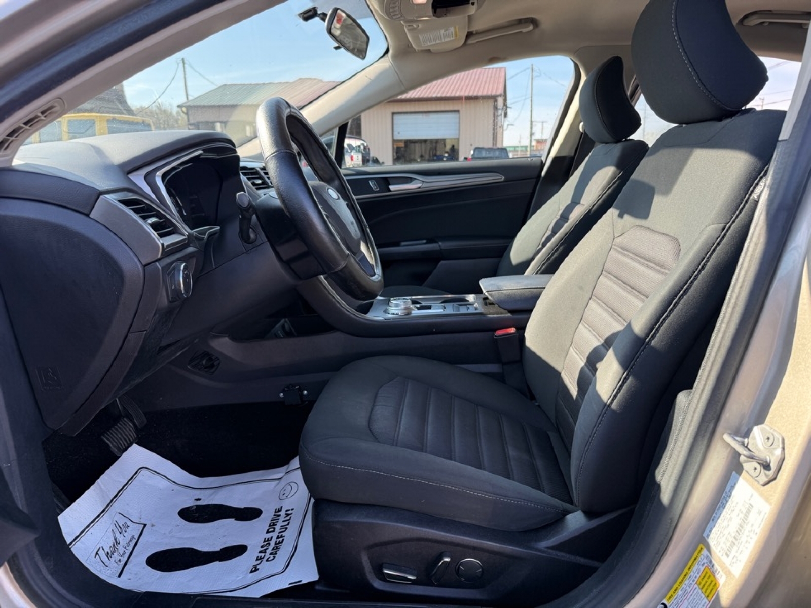 2017 Ford Fusion SE, 39780, Photo