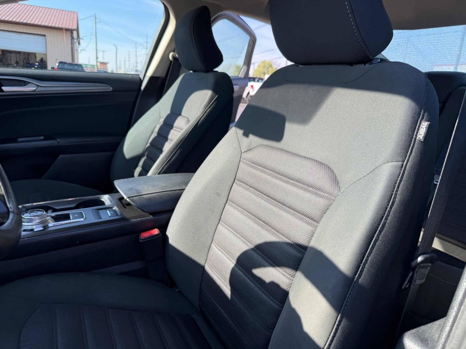 2017 Ford Fusion SE, 39780, Photo
