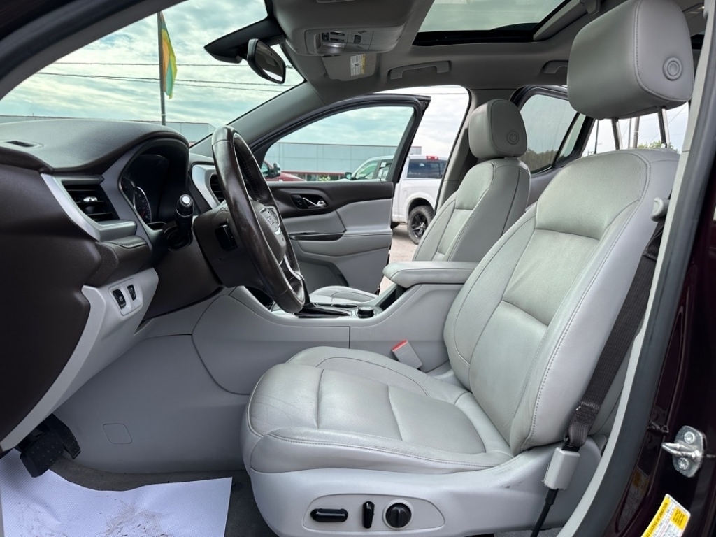 2017 GMC Acadia SLT, 36042, Photo