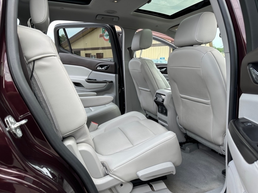 2017 GMC Acadia SLT, 36042, Photo