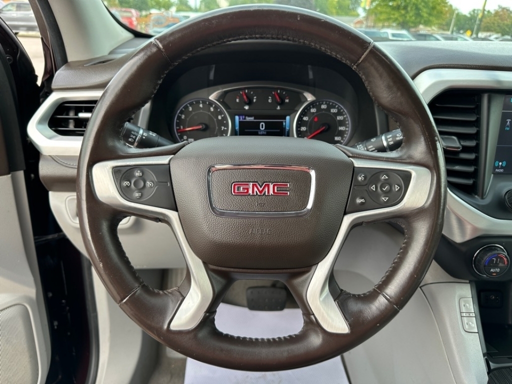 2017 GMC Acadia SLT, 36042, Photo