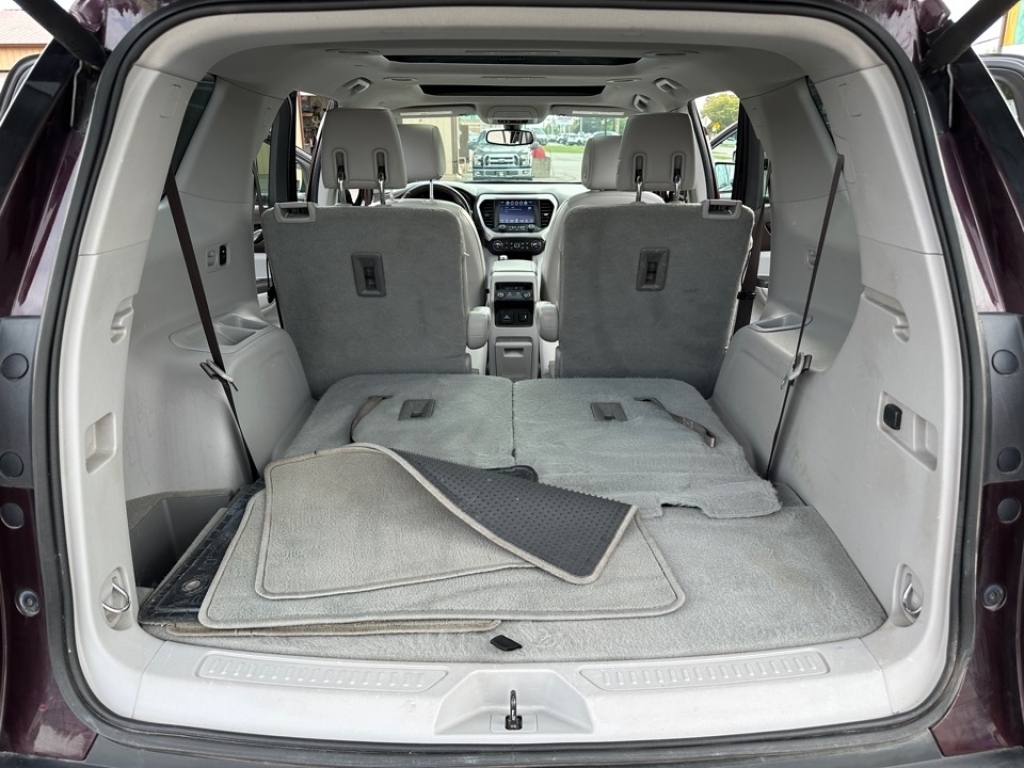 2017 GMC Acadia SLT, 36042, Photo