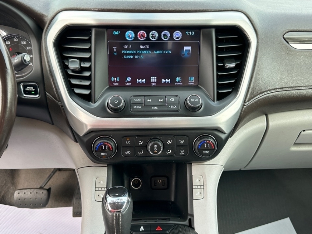 2017 GMC Acadia SLT, 36042, Photo