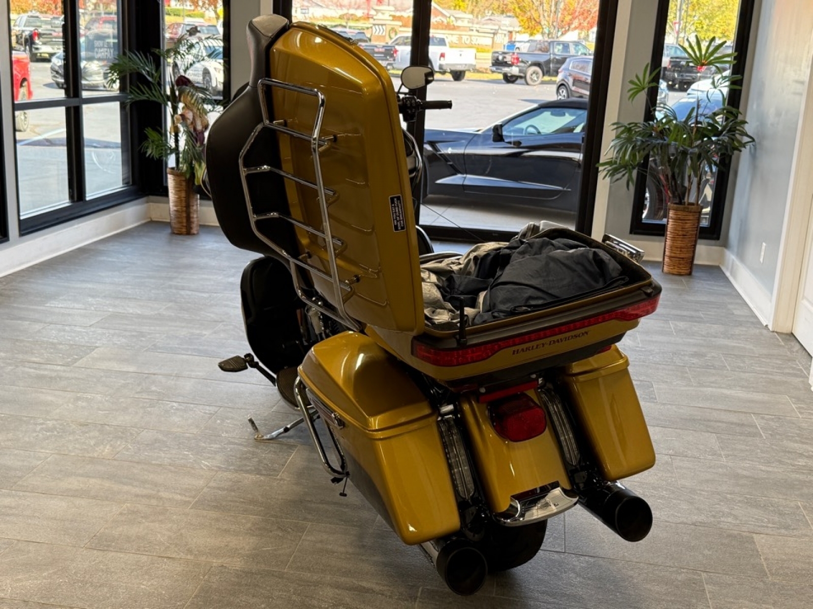 2017 Harley Davidson Road Glide FLTRU, 35787A, Photo