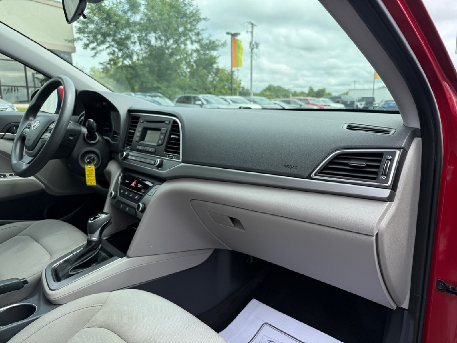 2017 Hyundai Elantra SE photo 12