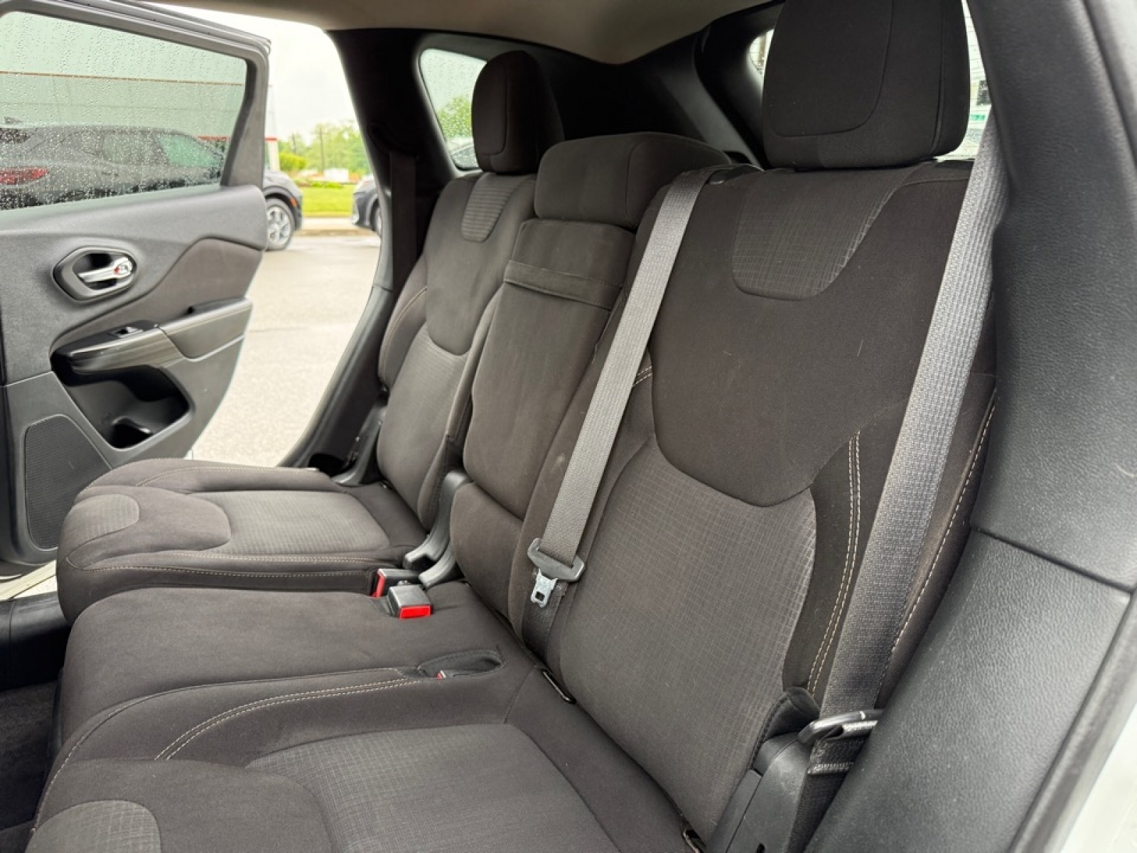2017 Jeep Cherokee Latitude photo 17