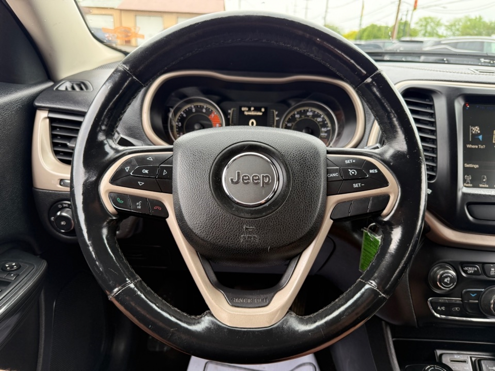2017 Jeep Cherokee Latitude photo 21