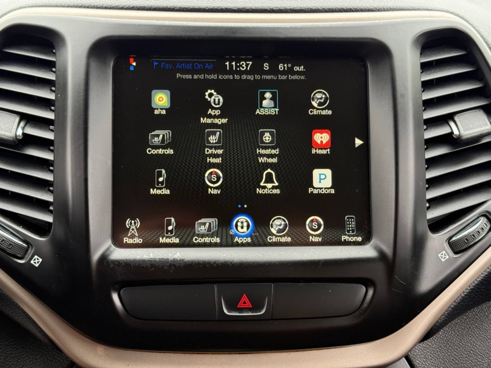 2017 Jeep Cherokee Latitude photo 29