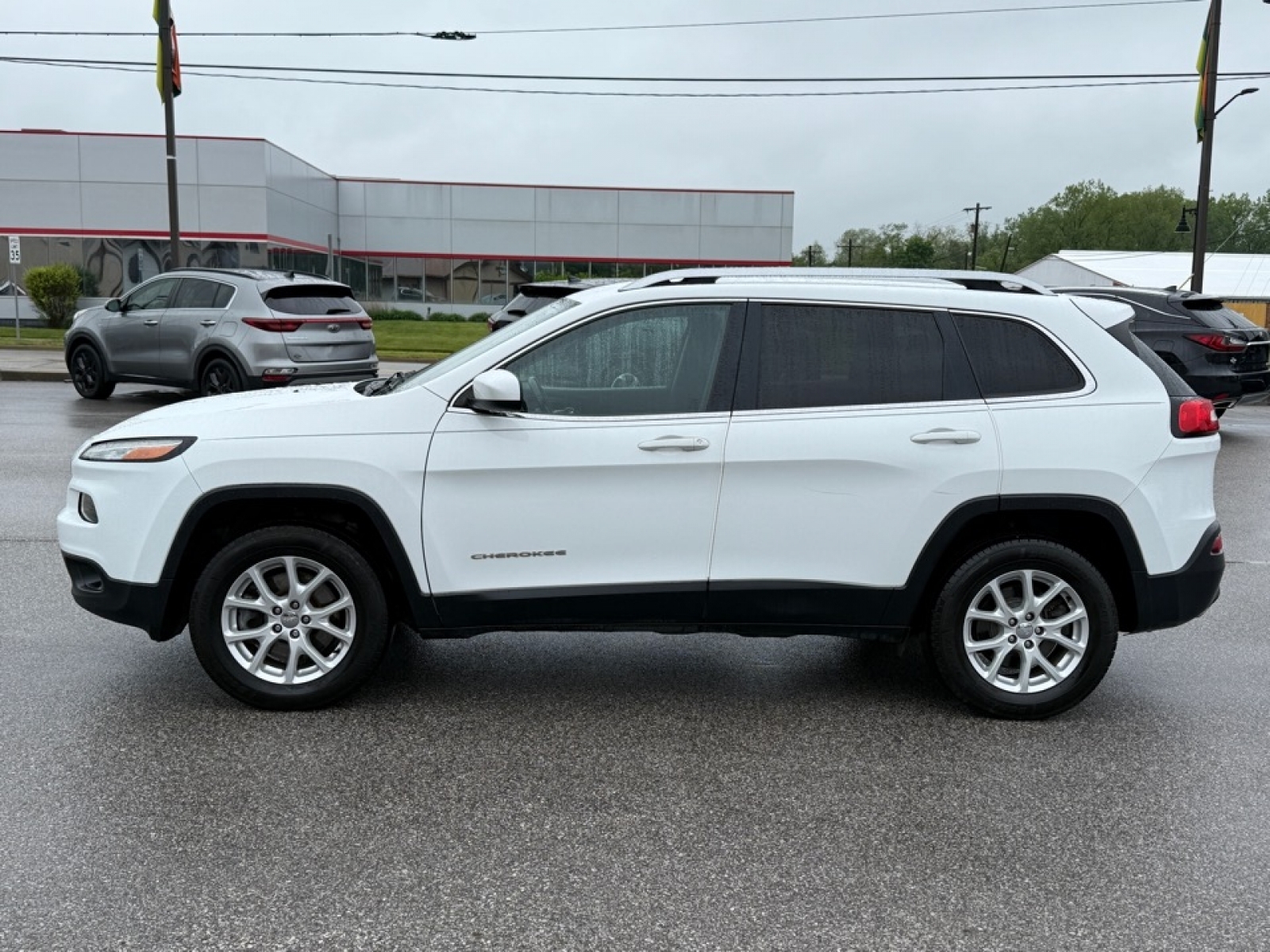 2017 Jeep Cherokee Latitude photo 5