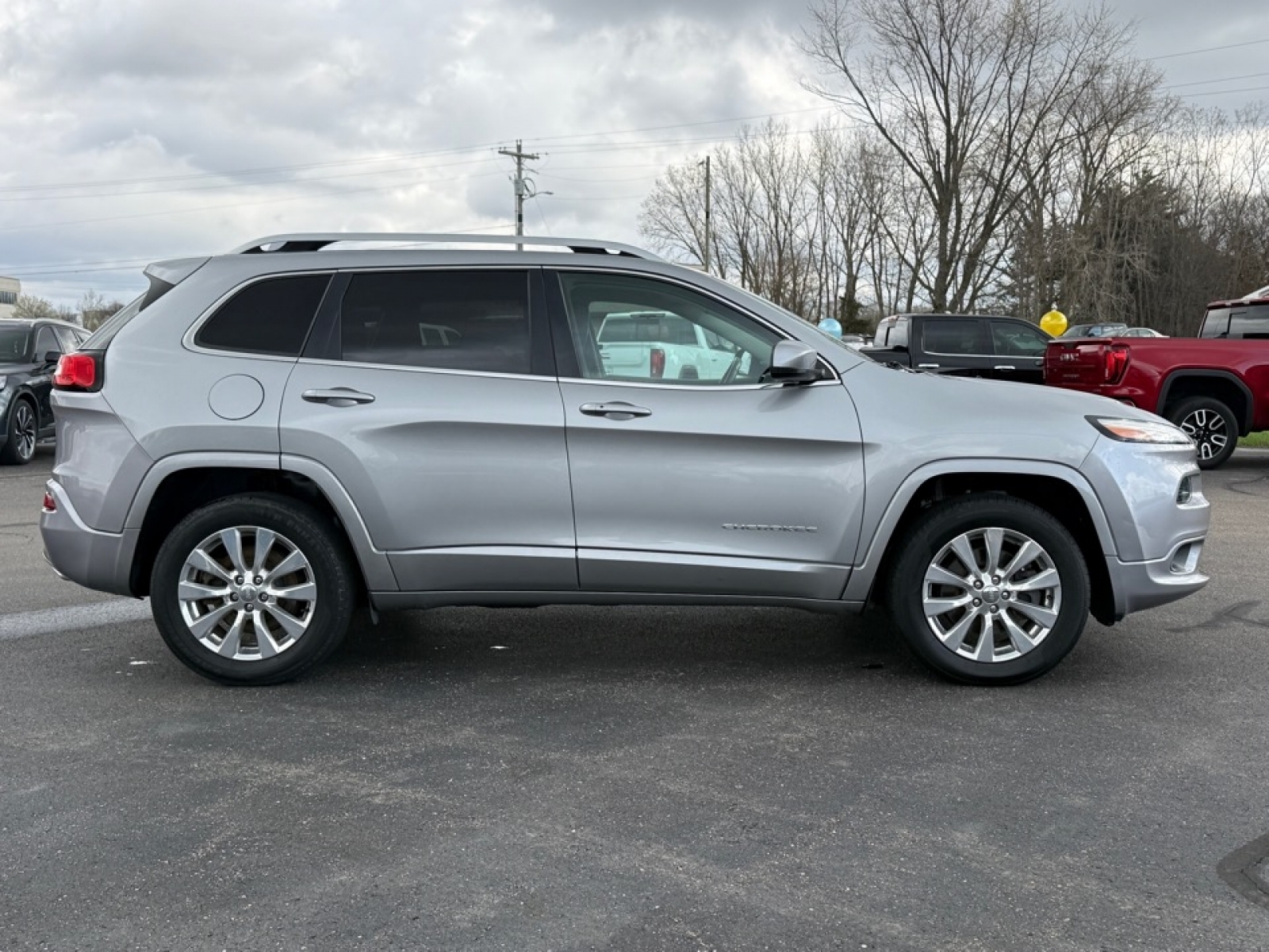 2017 Jeep Cherokee Overland 4x4, 39697, Photo