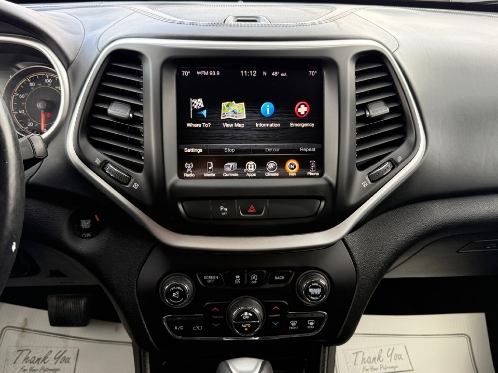 2017 Jeep Cherokee Overland 4x4, 39697, Photo