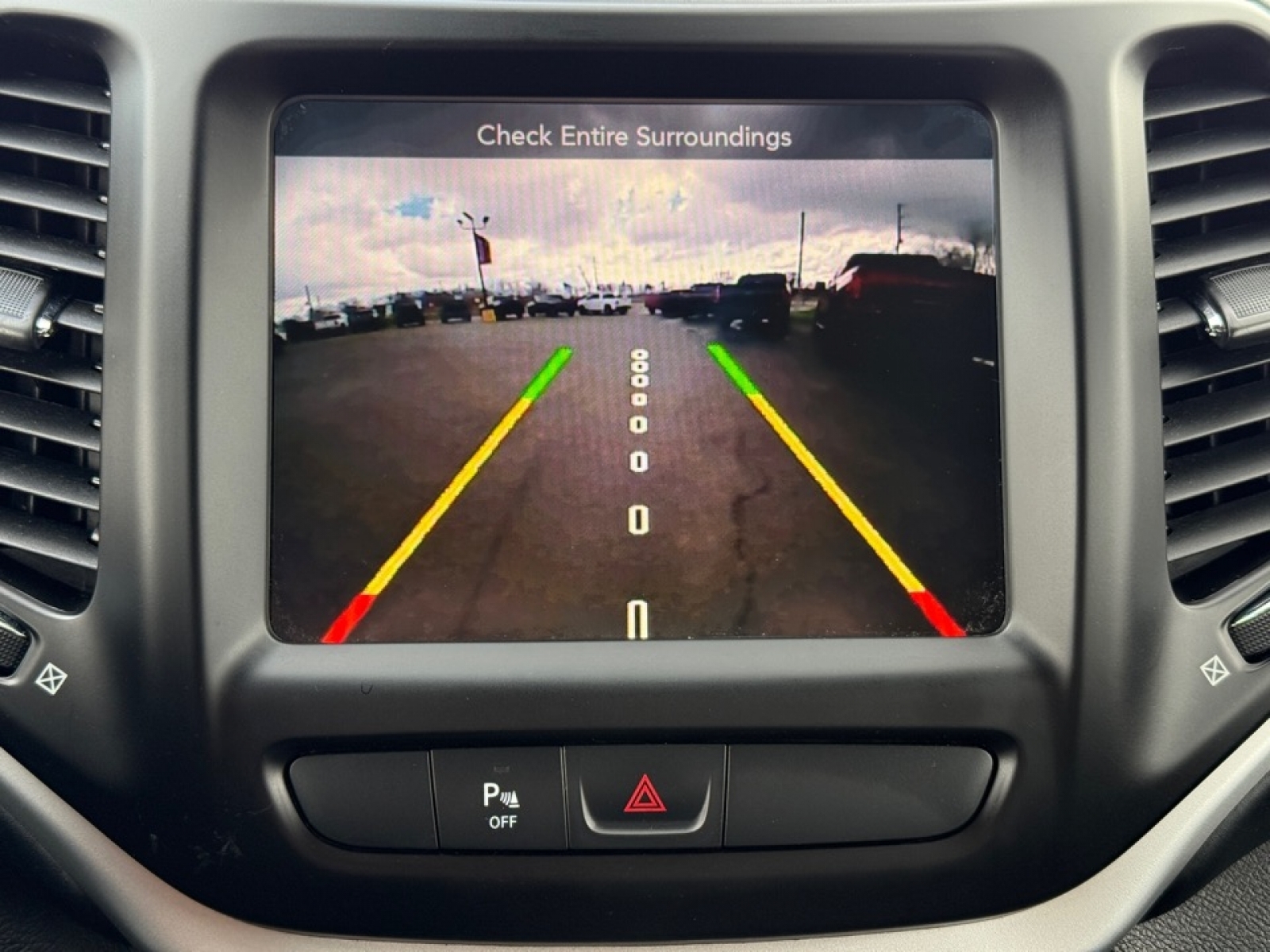 2017 Jeep Cherokee Overland 4x4, 39697, Photo