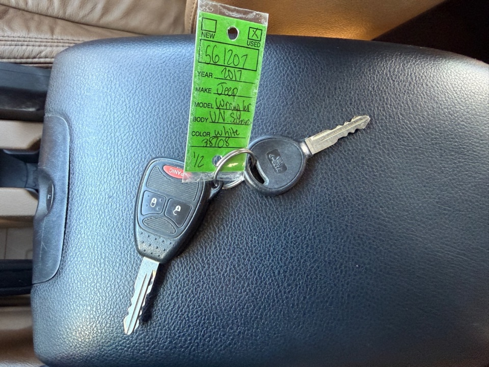 2017 Jeep Wrangler Unlimited Sahara 4x4, 38708, Photo